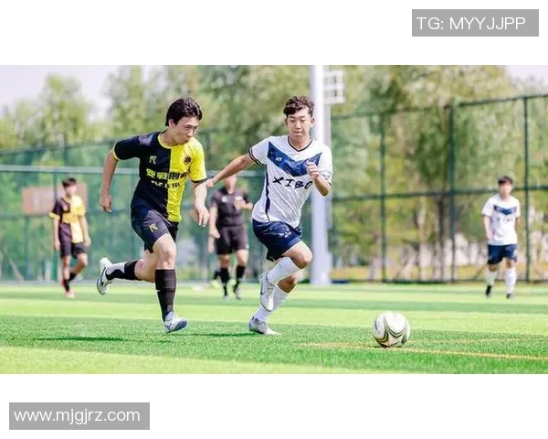 南京足球队灵活性创新高引发热议助力球队新篇章